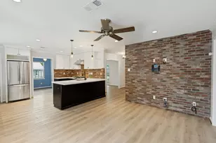 5933 Birdwood Rd, Houston, TX 77074 - Photo 10
