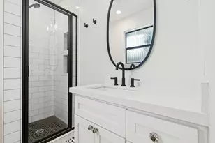 5933 Birdwood Rd, Houston, TX 77074 - Photo 18