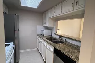 14333 Memorial Dr, Houston, TX 77079 - Photo 6