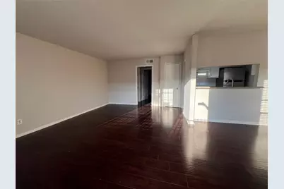 14333 Memorial Drive #31, Houston, TX 77079 - Photo 2