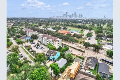 3911 Kennon Street #A, Houston, TX 77009 - Photo 2