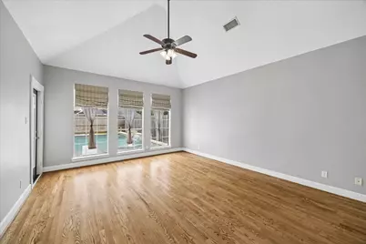 7915 Huddersfield Court, Spring, TX 77379 - Photo 18