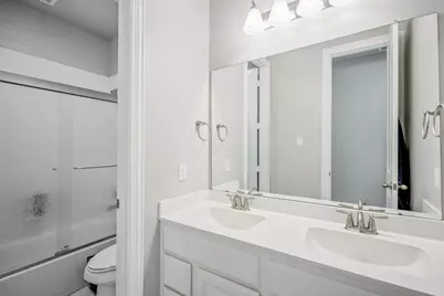 110 Hunter Hollow Drive, Montgomery, TX 77316 - Photo 20