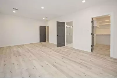 711 W Sidnor Street, Alvin, TX 77511 - Photo 32