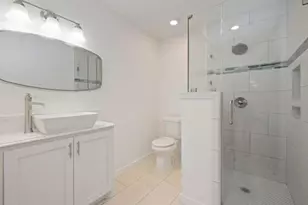 711 W Sidnor St, Alvin, TX 77511 - Photo 44