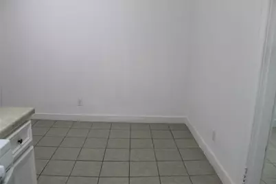 229 Neyland Street #B, Houston, TX 77022 - Photo 14