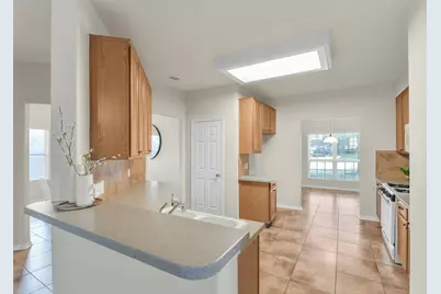 8706 Challis Park Court, Houston, TX 77040 - Photo 8