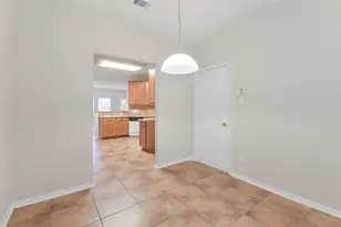 8706 Challis Park Ct, Houston, TX 77040 - Photo 14