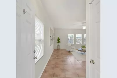 8706 Challis Park Court, Houston, TX 77040 - Photo 4