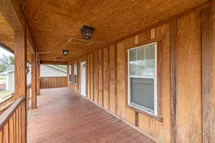 633 Bradley St, Seabrook, TX 77586 - Photo 2