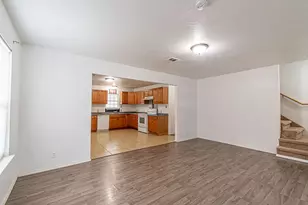 633 Bradley St, Seabrook, TX 77586 - Photo 4