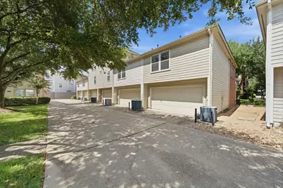 834 W Heights Hollow Lane, Houston, TX 77007 - Photo 20