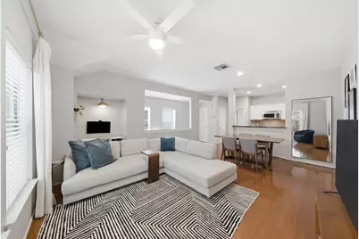 834 W Heights Hollow Lane, Houston, TX 77007 - Photo 8