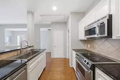 834 W Heights Hollow Lane, Houston, TX 77007 - Photo 14