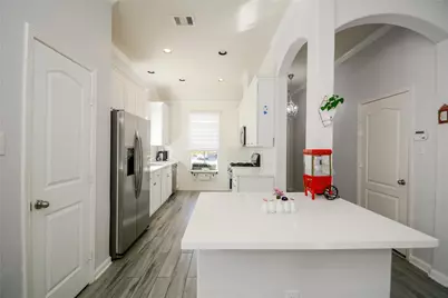 10 Tealight Place, Tomball, TX 77375 - Photo 6