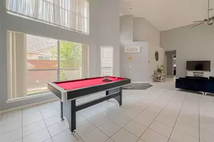 9310 Corner Oaks Ln, Houston, TX 77036 - Photo 10