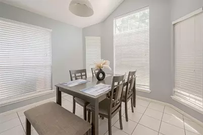 9310 Corner Oaks Ln, Houston, TX 77036 - Photo 22