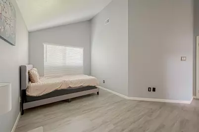 9310 Corner Oaks Ln, Houston, TX 77036 - Photo 24