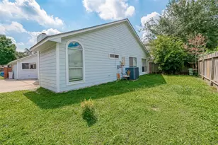 9310 Corner Oaks Ln, Houston, TX 77036 - Photo 36