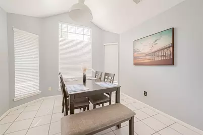 9310 Corner Oaks Ln, Houston, TX 77036 - Photo 20