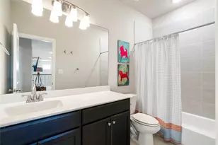 35 Birch Canoe Dr, Tomball, TX 77375 - Photo 34