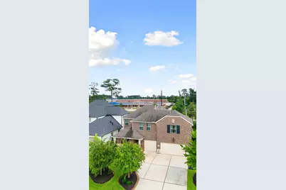 35 Birch Canoe Drive, Tomball, TX 77375 - Photo 2