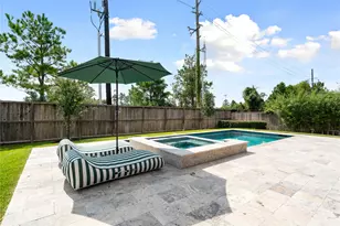 35 Birch Canoe Dr, Tomball, TX 77375 - Photo 18