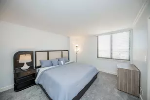 3525 Sage Rd, Houston, TX 77056 - Photo 16