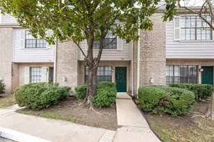 14600 Fonmeadow Dr, Houston, TX 77035 - Photo 22