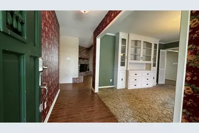 809 Atlow Drive, Brenham, TX 77833 - Photo 2
