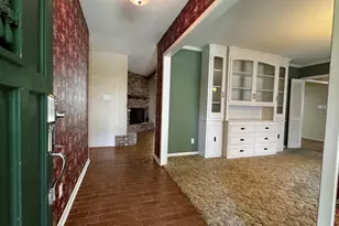 809 Atlow Dr, Brenham, TX 77833 - Photo 2