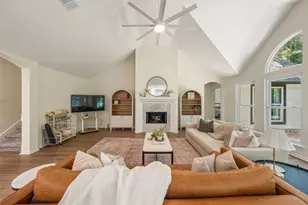 262 Misty Dawn Dr, The Woodlands, TX 77385 - Photo 8