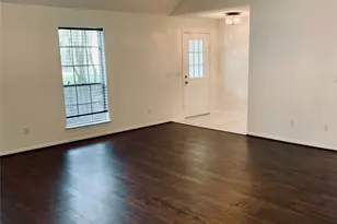 75 E Village Knoll Cir, Spring, TX 77381 - Photo 6