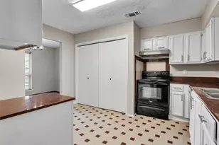 10314 Staghill Dr, Houston, TX 77064 - Photo 8