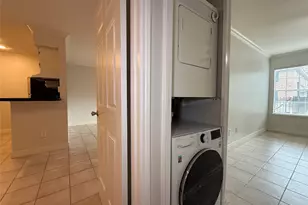 2250 Bering Dr, Houston, TX 77057 - Photo 18