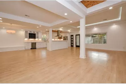 10603 Riverview Drive, Houston, TX 77042 - Photo 6