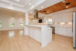 10603 Riverview Dr, Houston, TX 77042 - Photo 18