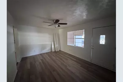 290 Clemmons Street, Beaumont, TX 77707 - Photo 2