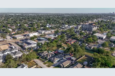 119 Sylvester Road, Houston, TX 77009 - Photo 10