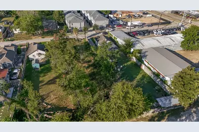119 Sylvester Road, Houston, TX 77009 - Photo 8