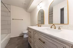 713 S 7th St, La Porte, TX 77571 - Photo 28