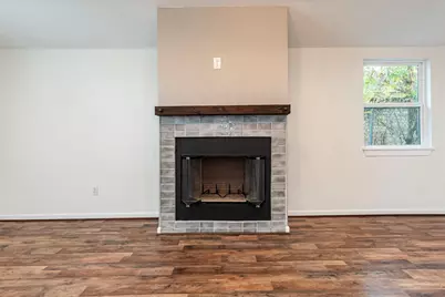 713 S 7th Street, La Porte, TX 77571 - Photo 10