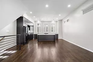 128 Pierce St, Houston, TX 77002 - Photo 2