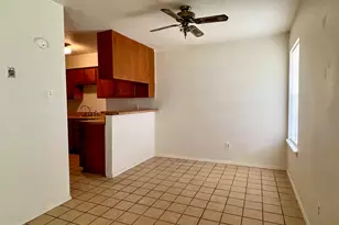 707 Ruth Ct, Navasota, TX 77868 - Photo 4