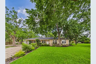 1922 Abilene, League City, TX 77573 - Photo 4