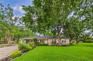 1922 Abilene, League City, TX 77573 - Photo 4