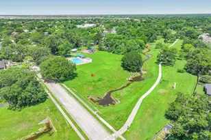 502 Dawn Dr, League City, TX 77573 - Photo 22