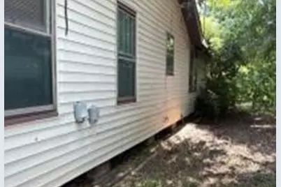2959 Neches Street, Beaumont, TX 77701 - Photo 2