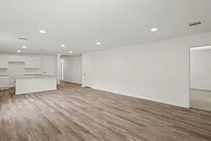 12327 McCrorey Trails Court, Conroe, TX 77303 - Photo 10