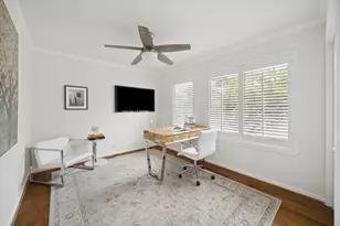 368 Litchfield Ln, Houston, TX 77024 - Photo 14